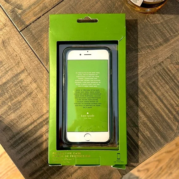 Kate Spade Phone Case - Picture 2 of 2